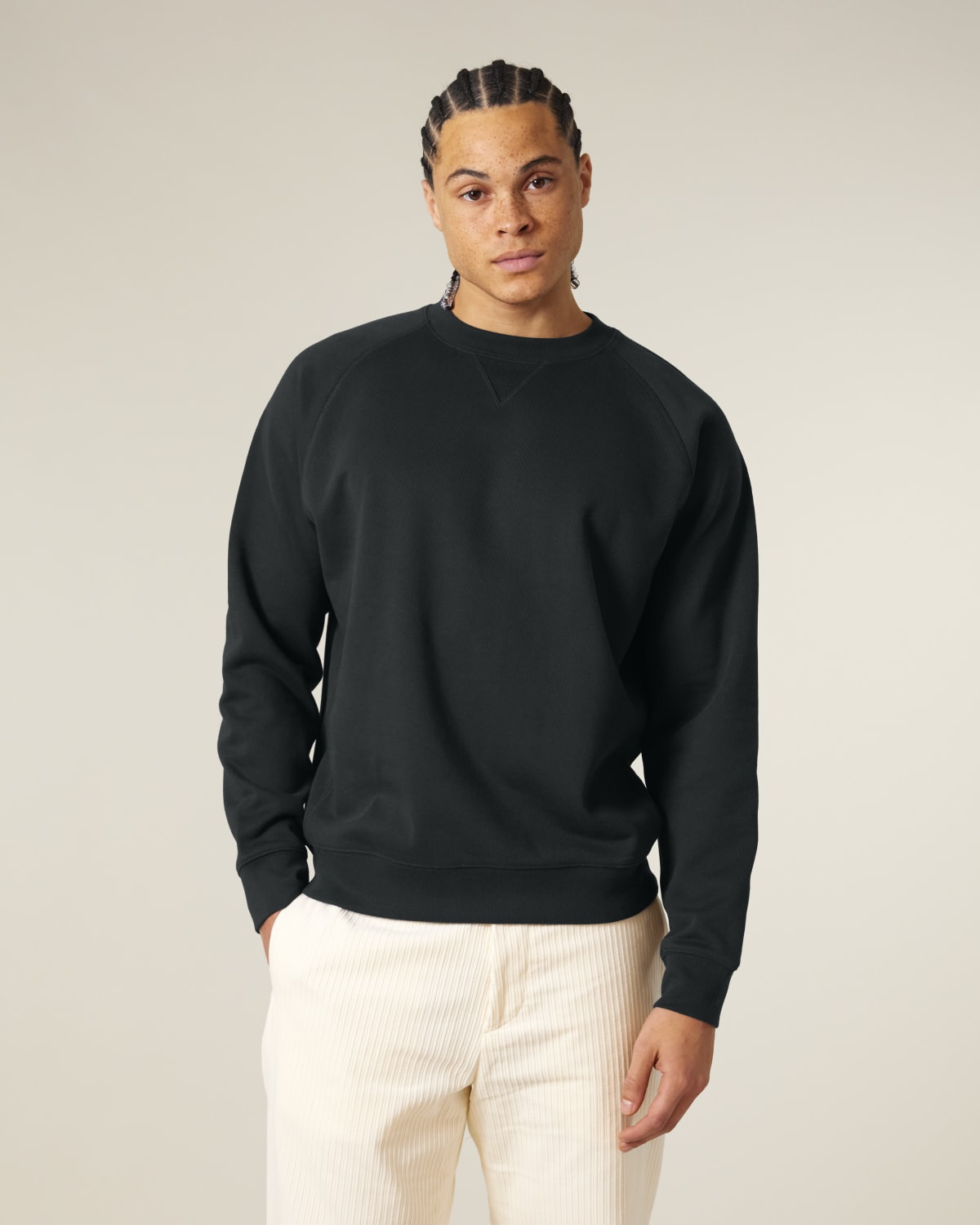 Stanley Stella Knoxer in Black – Modellansicht