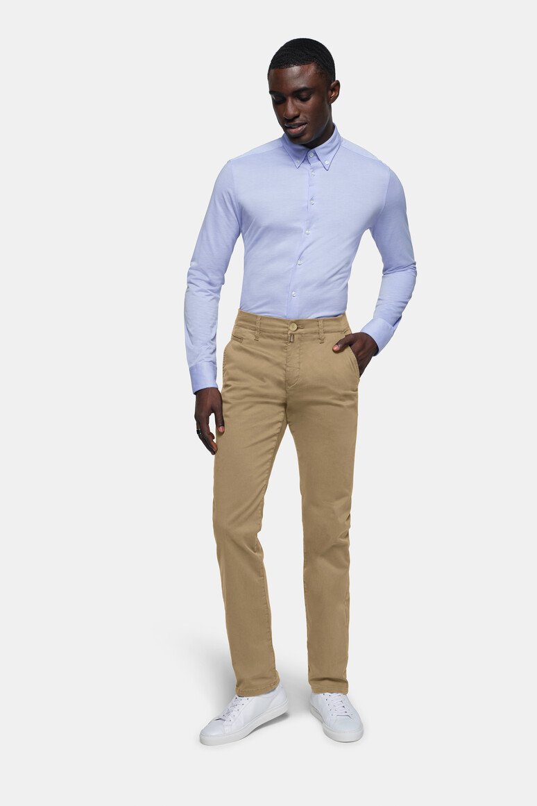 HAKRO 707 Chinohose X-Stretch in Khaki – Modellansicht