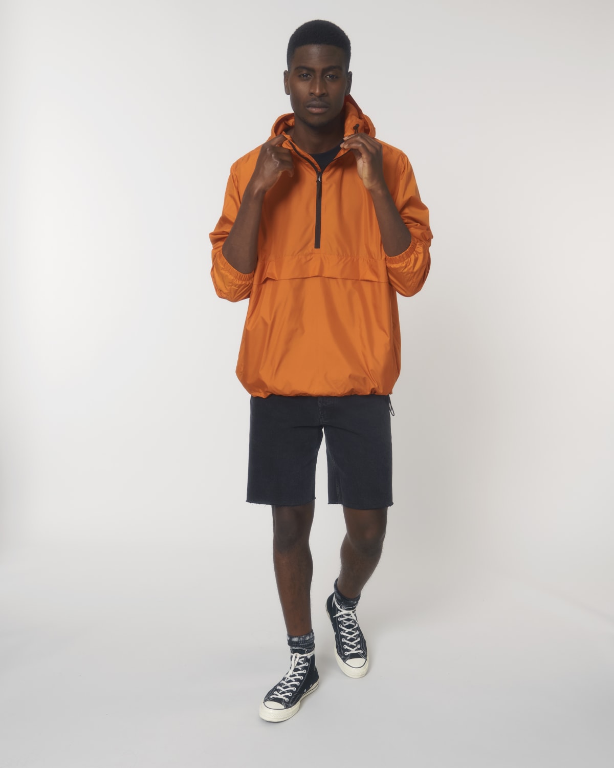 Stanley Stella Speeder in Flame Orange – Modellansicht