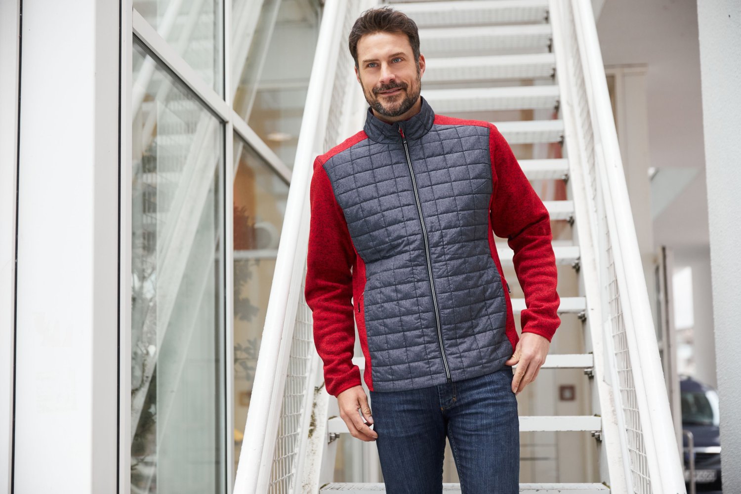 Daiber Men's Knitted Hybrid Jacket in Grey-Melange/Anthracite-Melange – Modellansicht
