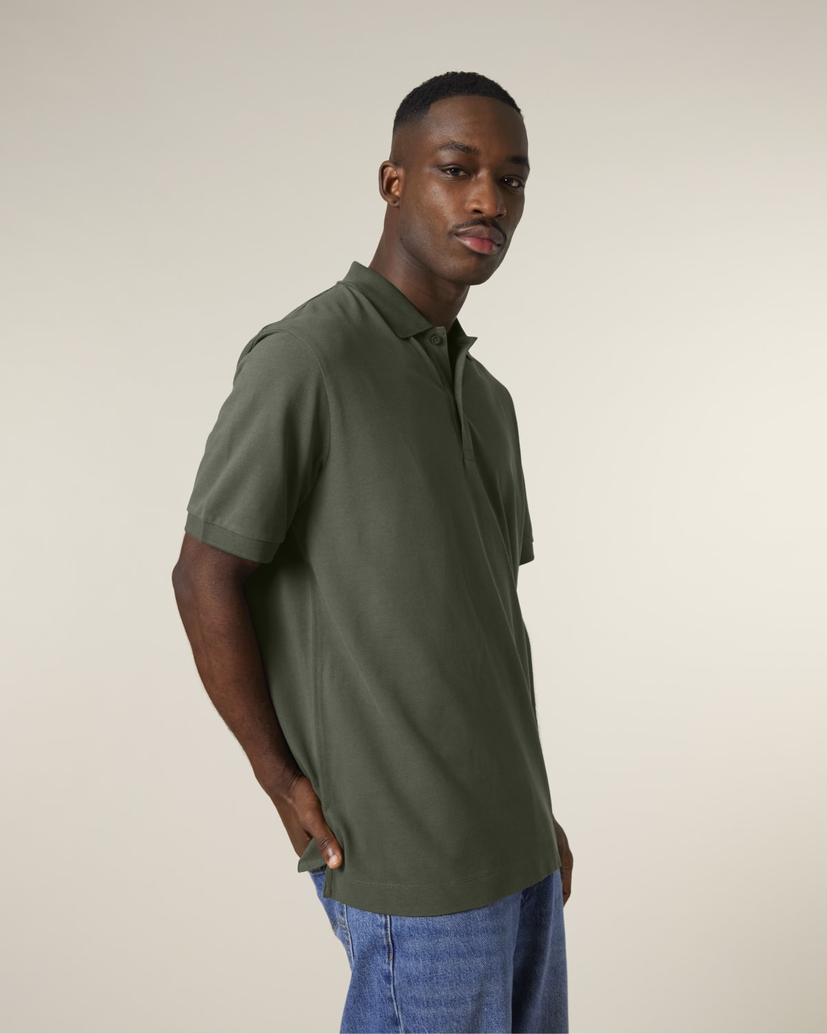 Stanley Stella Prepster 2.0 in Khaki – Modellansicht