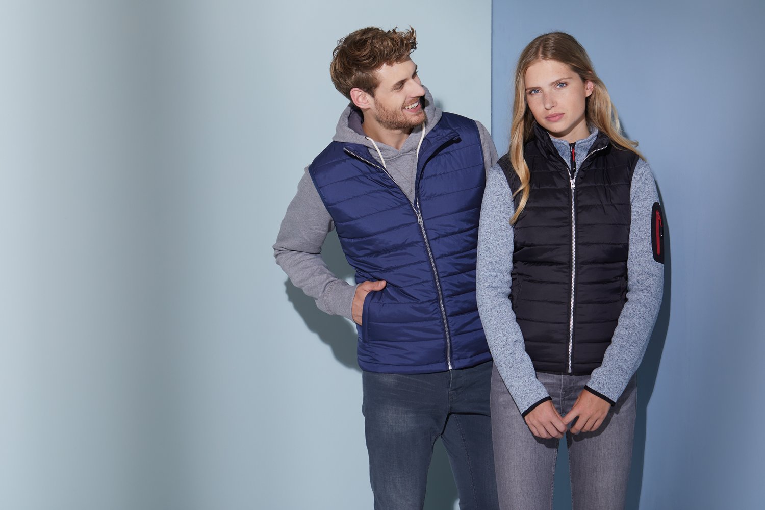Daiber Men's Padded Vest in Navy – Modellansicht