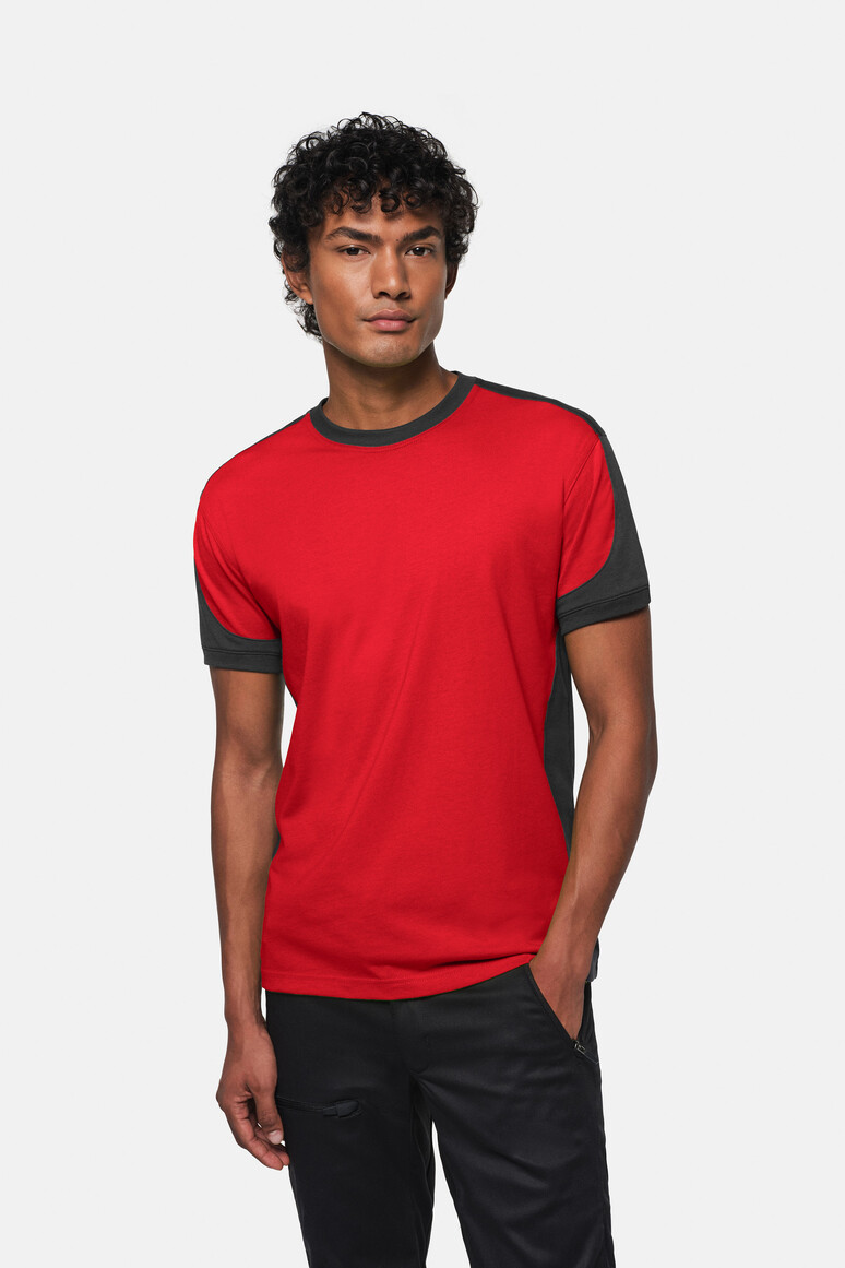 HAKRO 290 T-Shirt Contrast MIKRALINAR® in Rot/Anthrazit – Modellansicht
