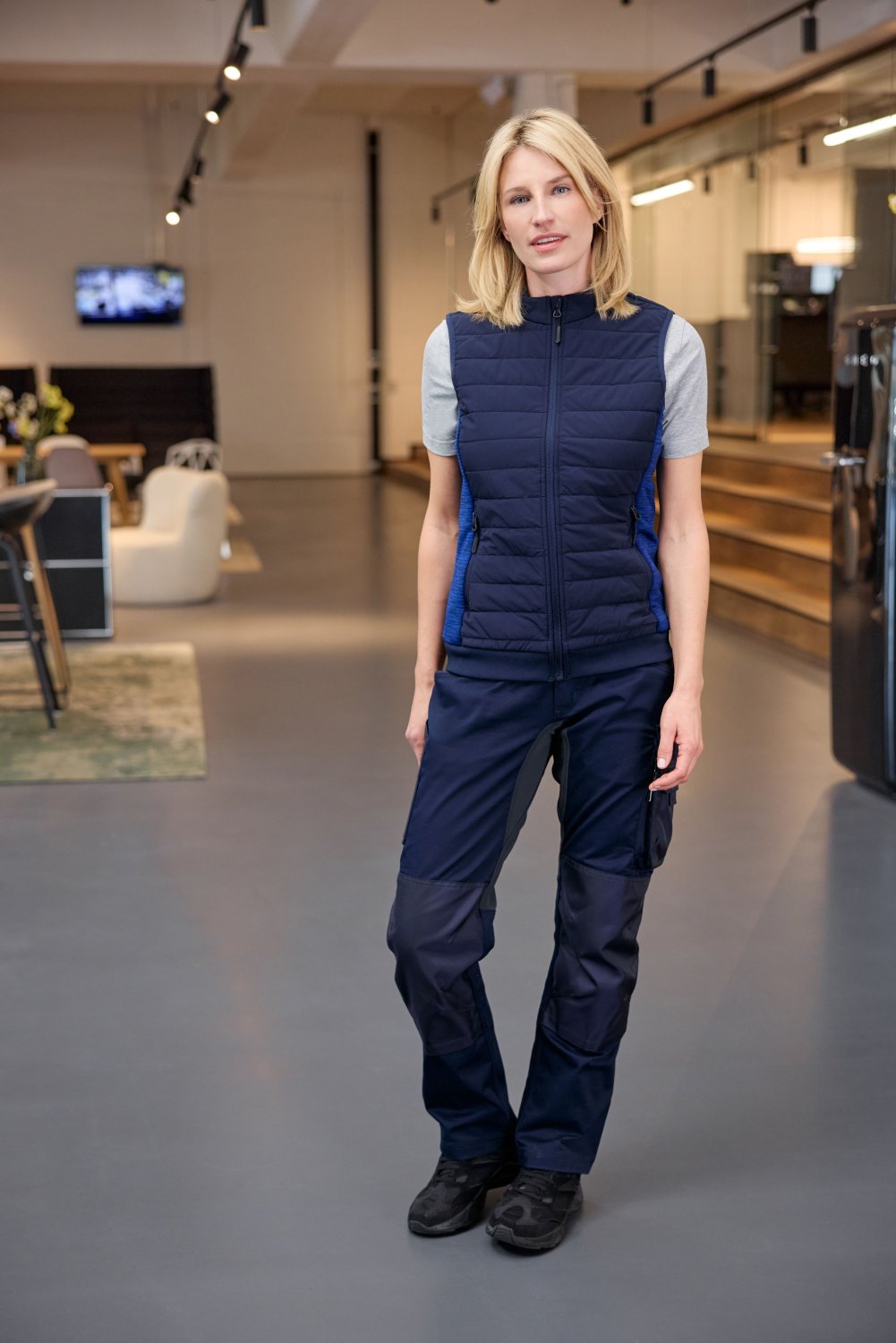 Daiber Ladies' Padded Hybrid Vest in Black/Carbon-Melange – Modellansicht