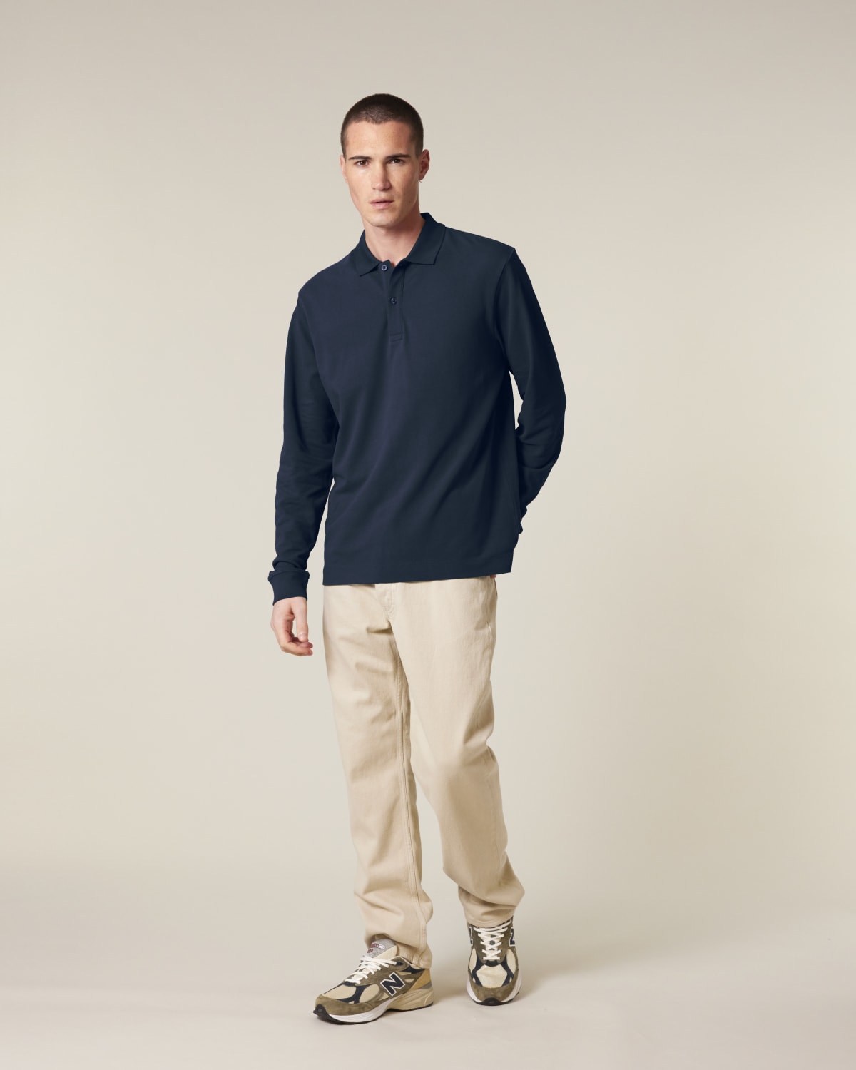Stanley Stella Prepster 2.0 Long Sleeve in French Navy – Modellansicht
