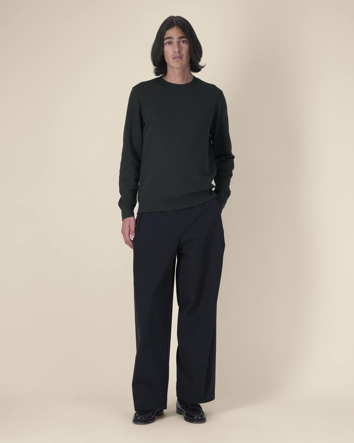 Stanley Stella Roller in Black – Modellansicht