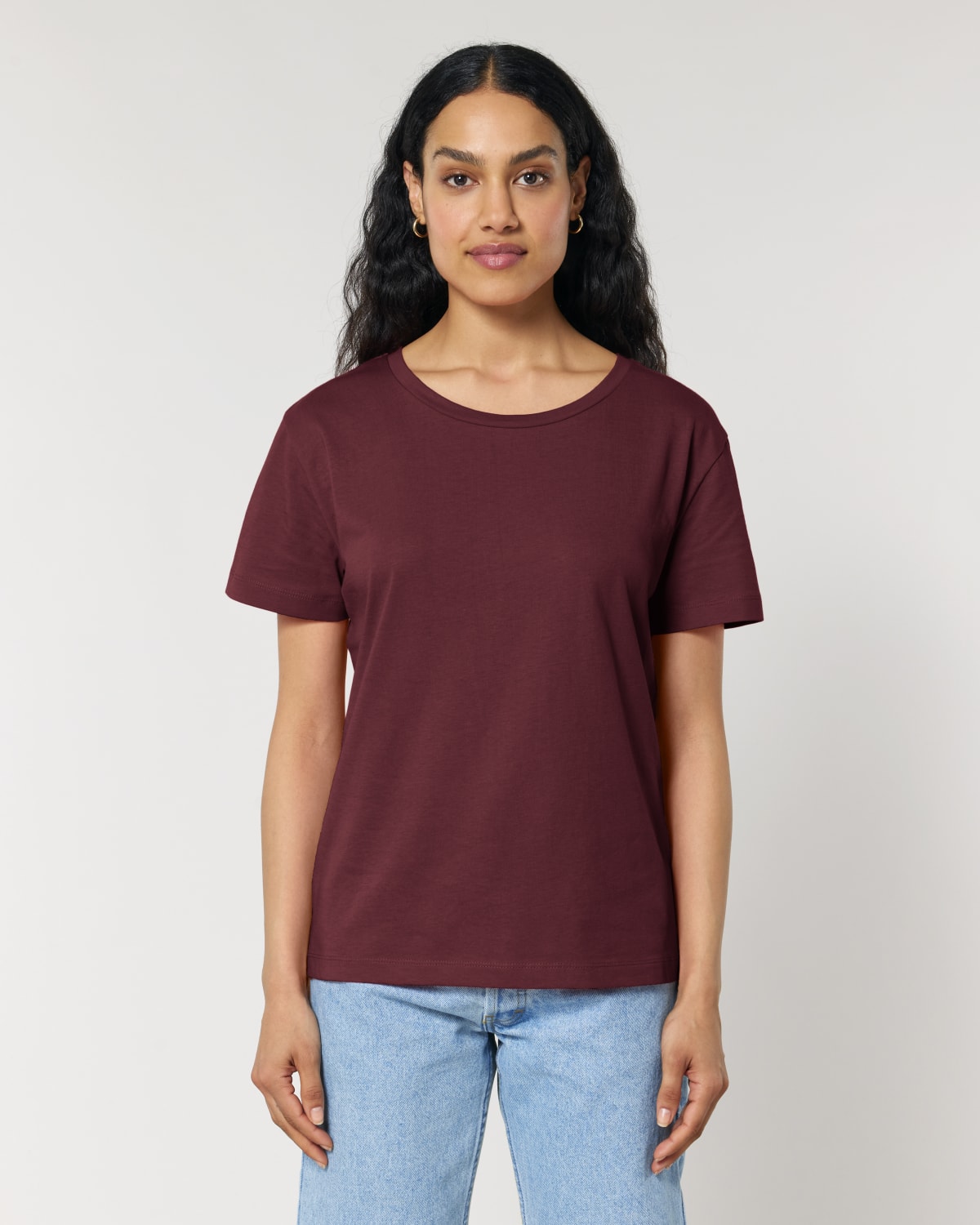 Stanley Stella Stella Serena in Burgundy – Modellansicht