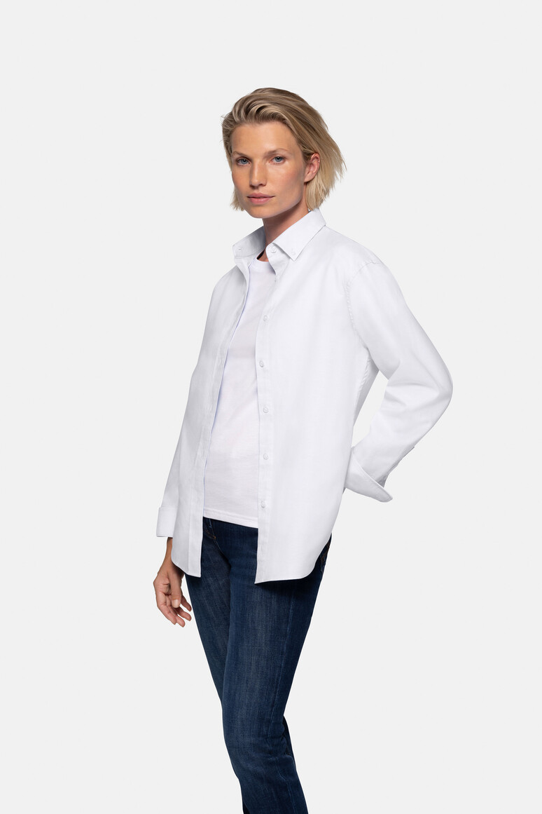 HAKRO 138 Oxford Bluse in Weiß – Modellansicht