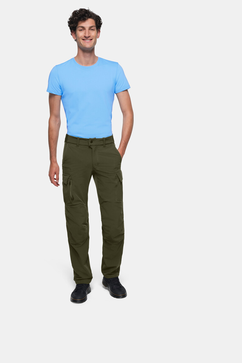 HAKRO 745L Cargo-Funktionshose X-Stretch in Olive – Modellansicht