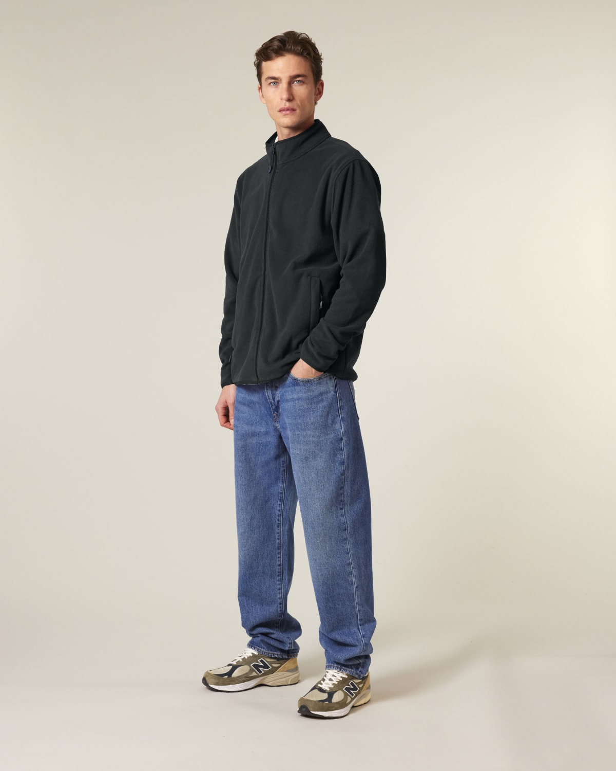 Stanley Stella Stanley Guider in Black – Modellansicht