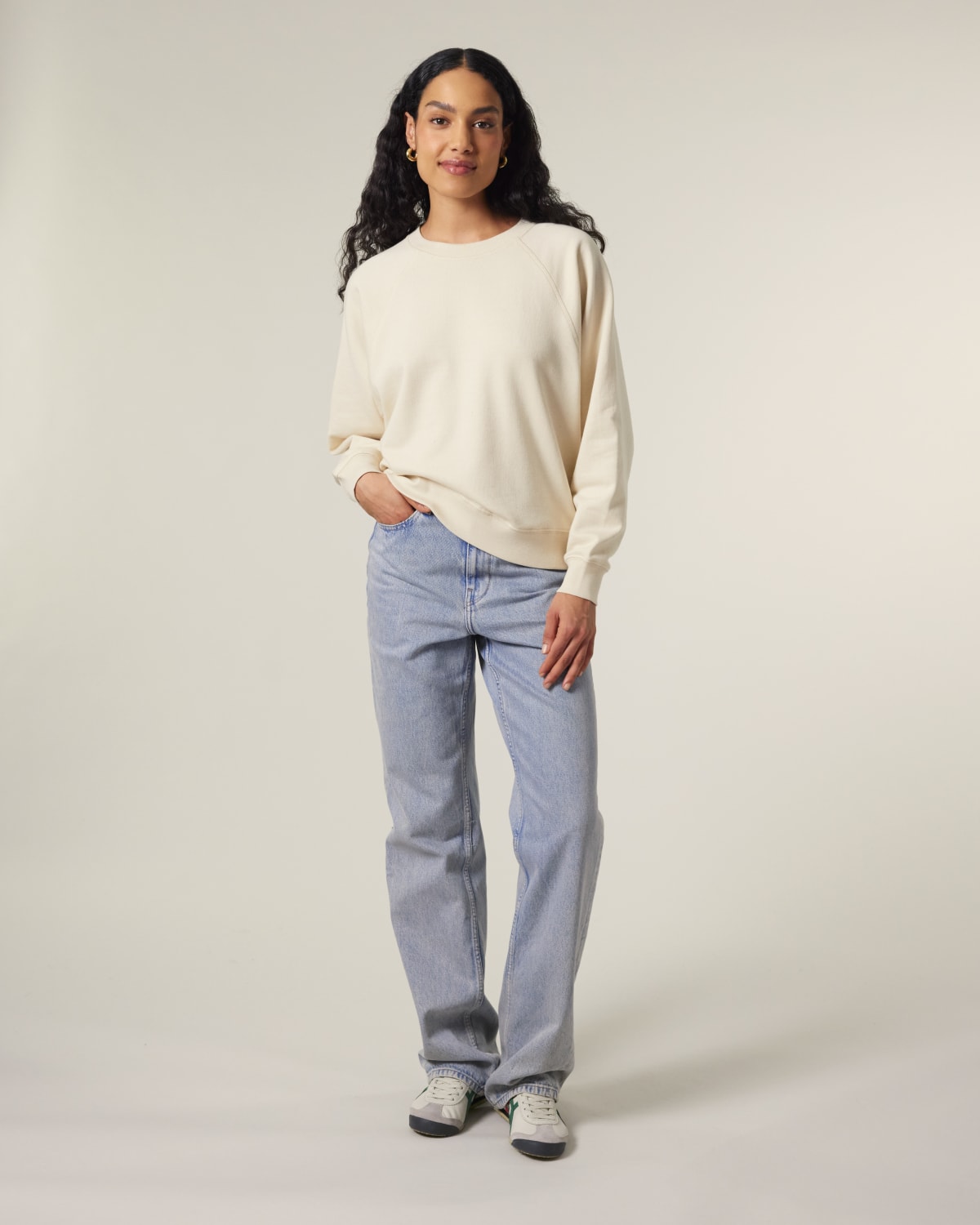 Stanley Stella Stella Clara in Natural Raw – Modellansicht