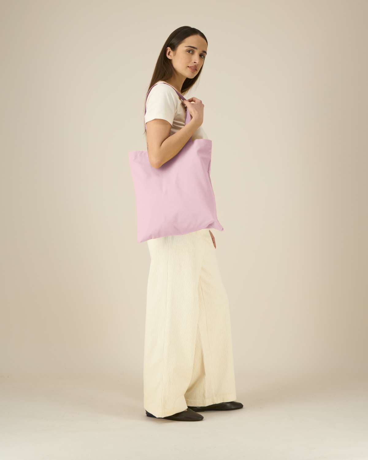 Stanley Stella Light Tote Bag in Cotton Pink – Modellansicht
