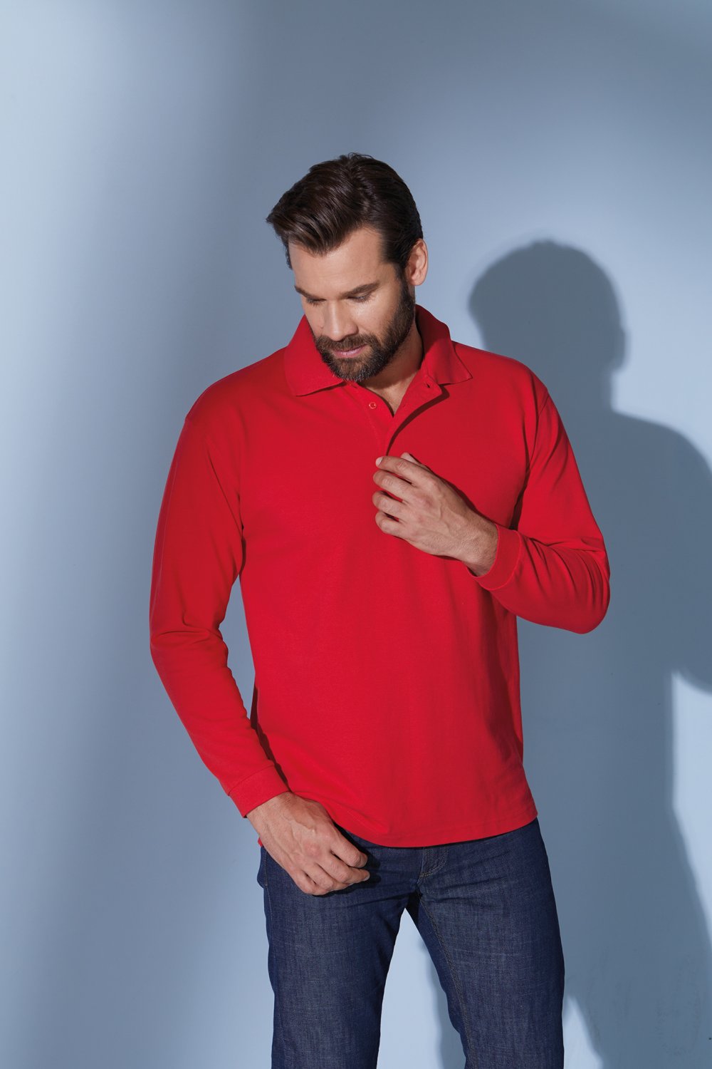 Daiber Polo-Piqué Long-Sleeved in White – Modellansicht