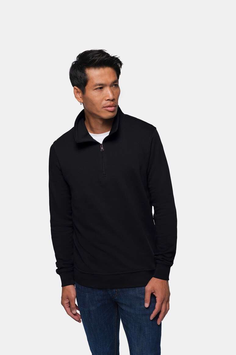 HAKRO 451 Zip-Sweatshirt Premium in Schwarz – Modellansicht