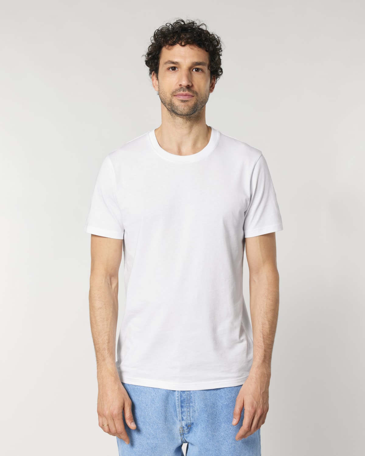 Stanley Stella Crafter in White – Modellansicht