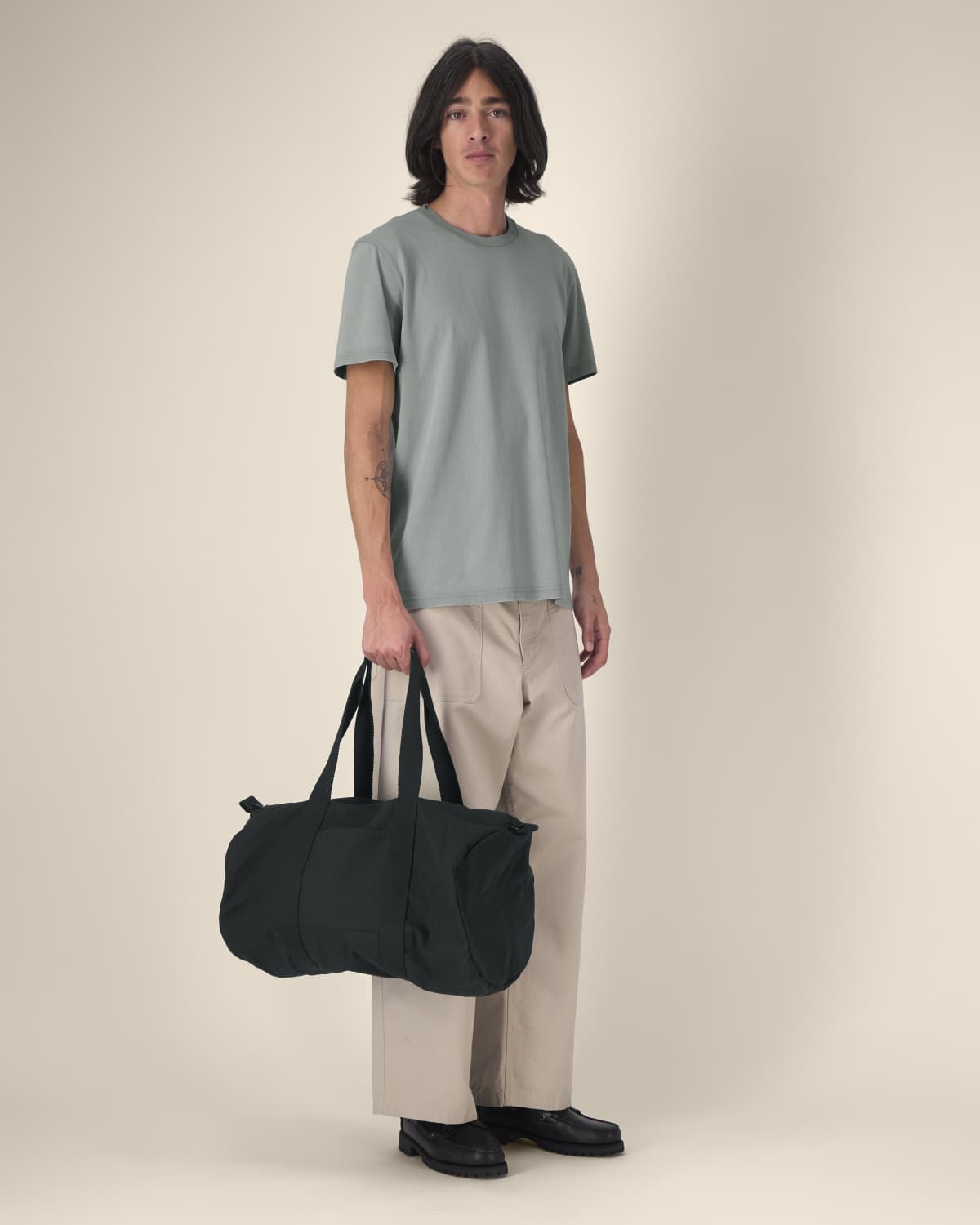 Stanley Stella Duffle Bag in Black – Modellansicht