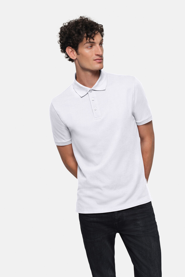 HAKRO 501 Poloshirt Bio-Baumwolle in Weiß – Modellansicht