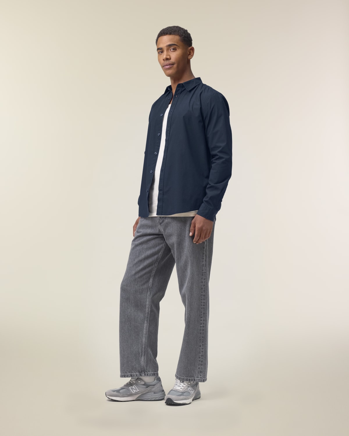 Stanley Stella Stanley Styler Shirt in French Navy – Modellansicht