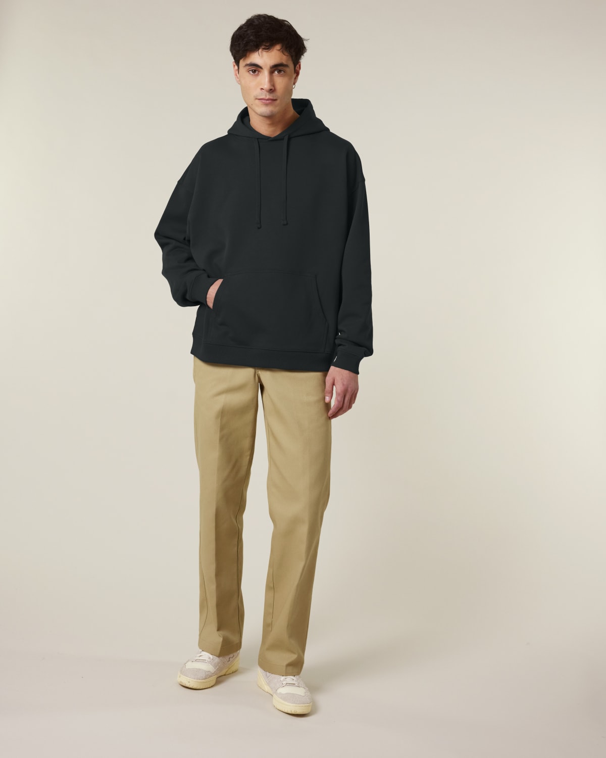 Stanley Stella Slammer 2.0 in Black – Modellansicht