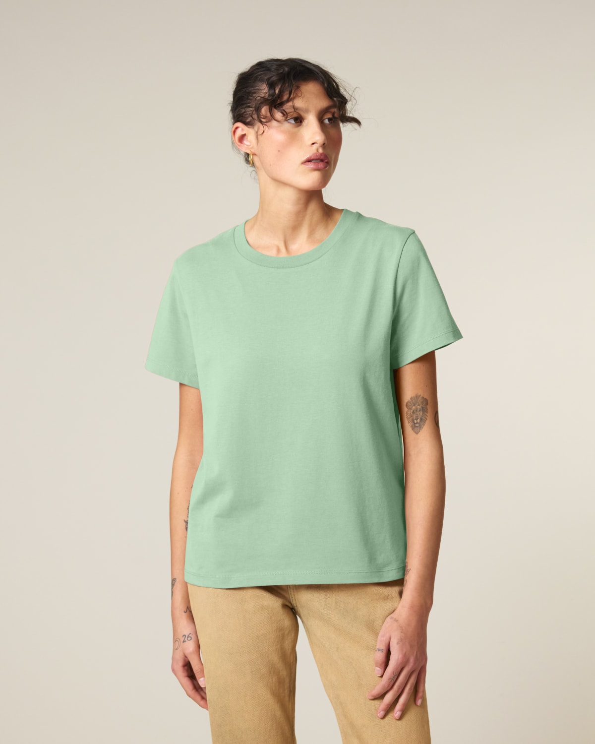 Stanley Stella Stella Muser in Misty Jade – Modellansicht