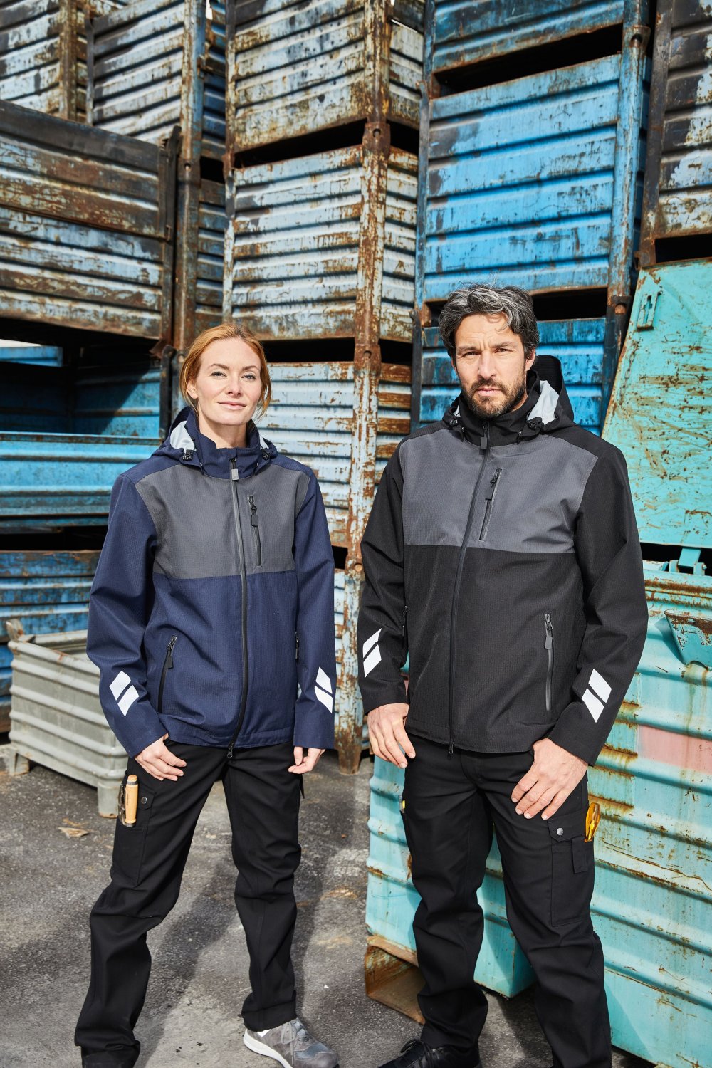 Daiber Hardshell Workwear Jacket GRS in Black/Black – Modellansicht