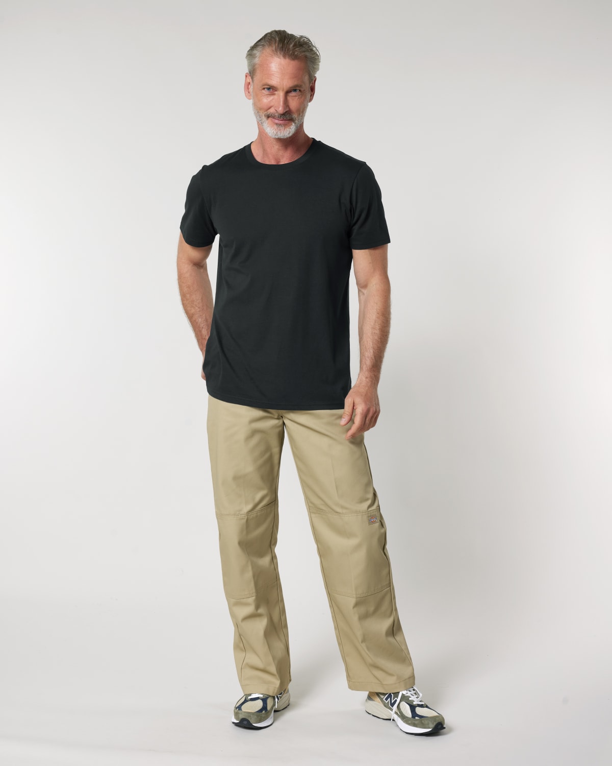 Stanley Stella Crafter in Black – Modellansicht