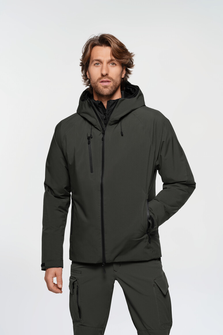 HAKRO 884 High-Activejacke ECO in Karbongrau – Modellansicht