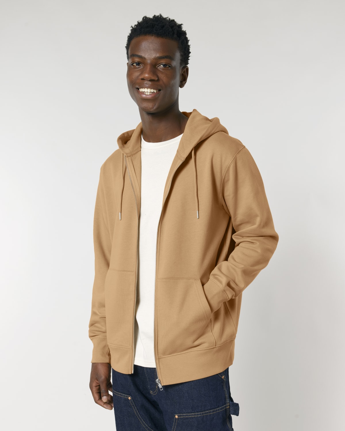 Stanley Stella Cultivator 2.0 in Latte – Modellansicht