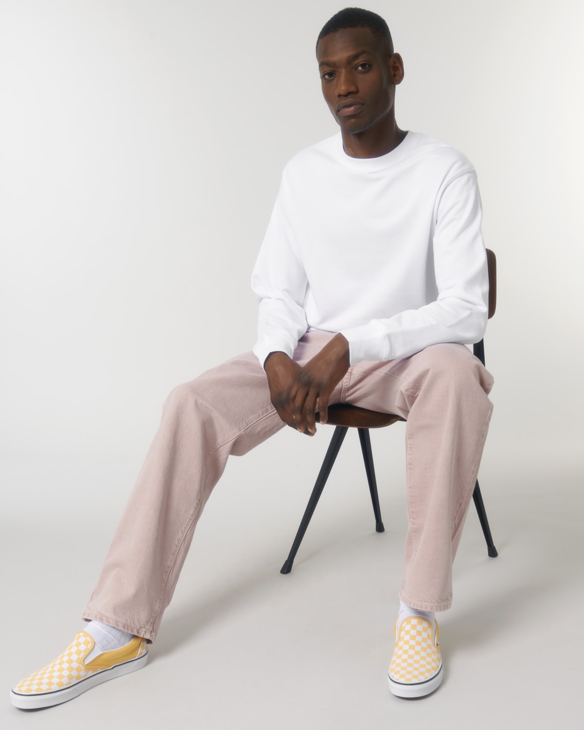 Stanley Stella Matcher in White – Modellansicht