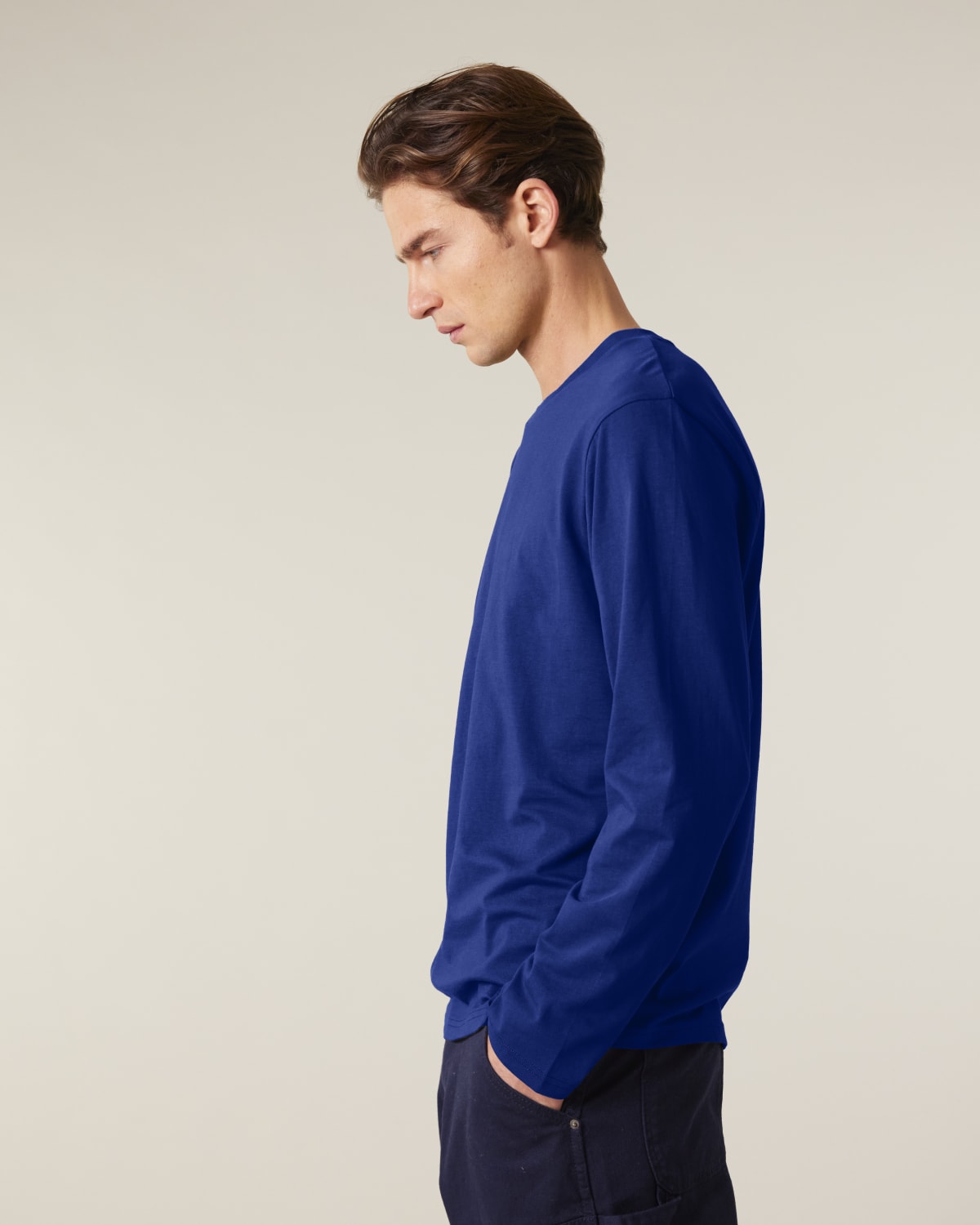 Stanley Stella Creator 2.0 Long Sleeve in Worker Blue – Modellansicht