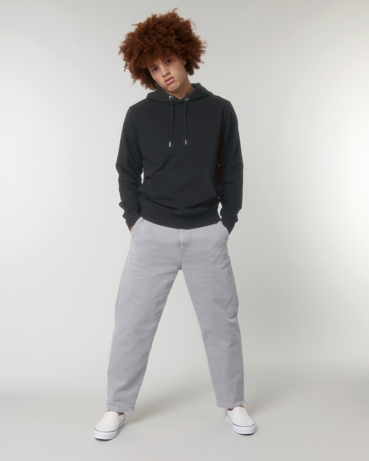 Stanley Stella Archer in Black – Modellansicht
