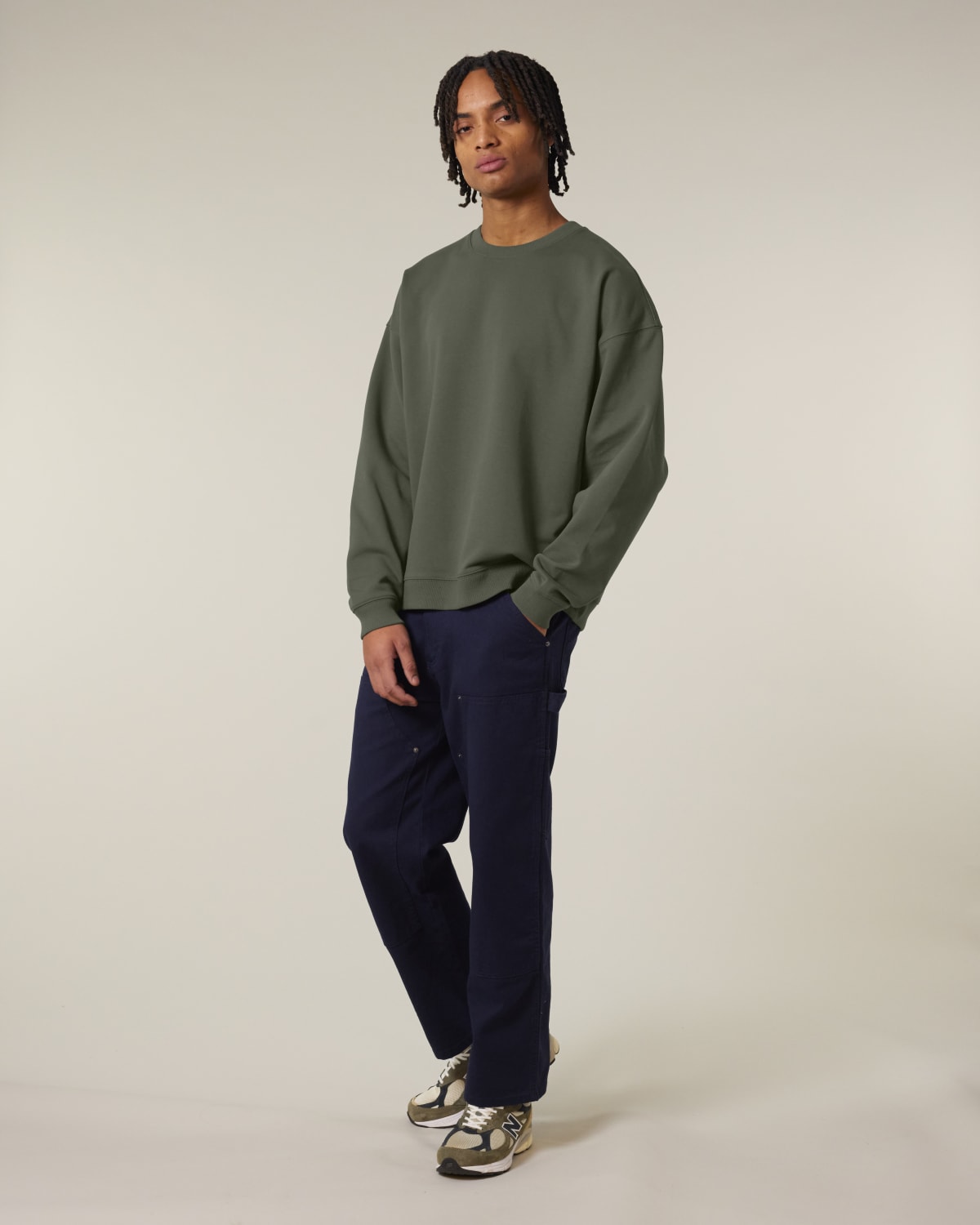 Stanley Stella Radder 2.0 in Khaki – Modellansicht