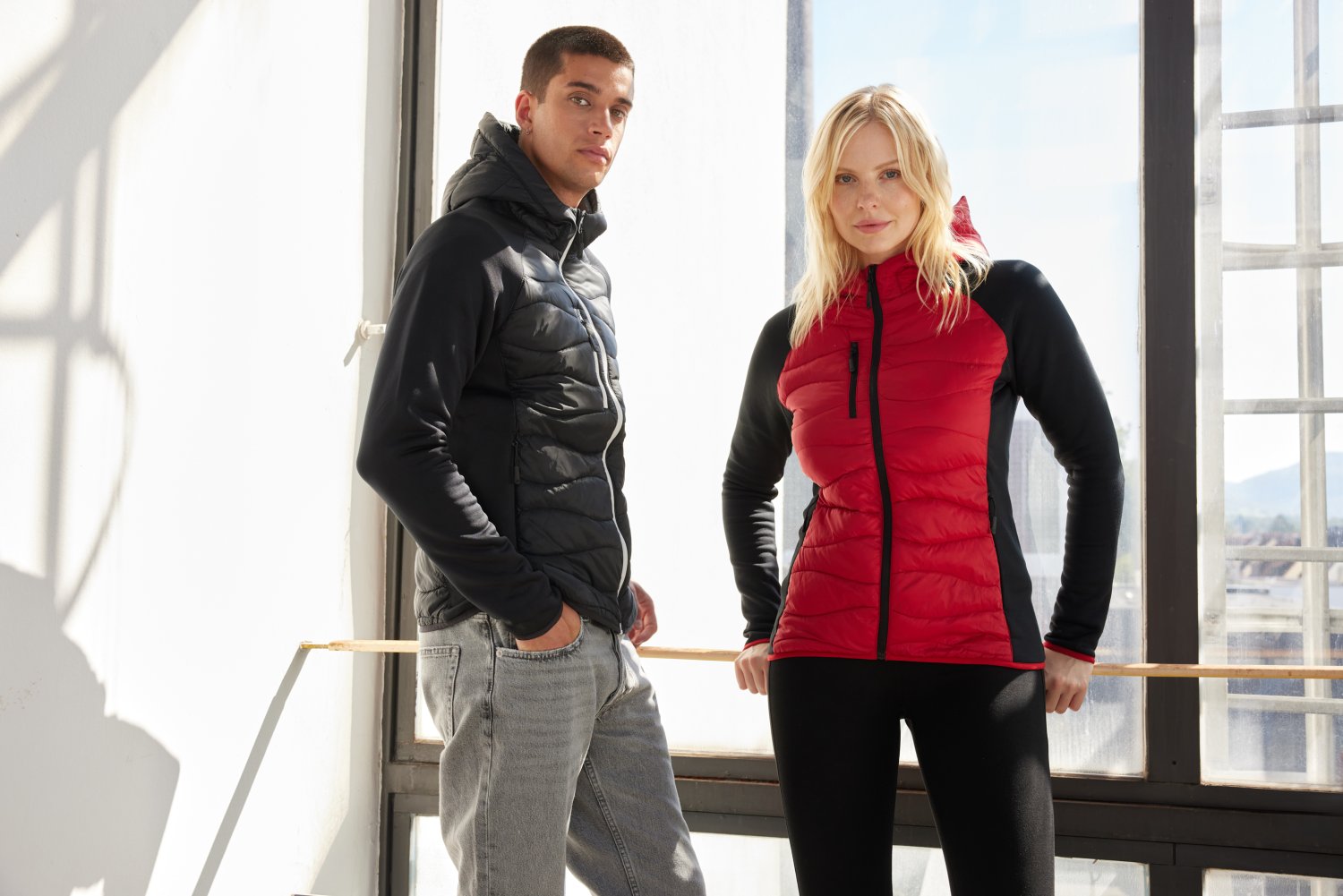 Daiber Ladies' Hybrid Jacket in Black/Black – Modellansicht