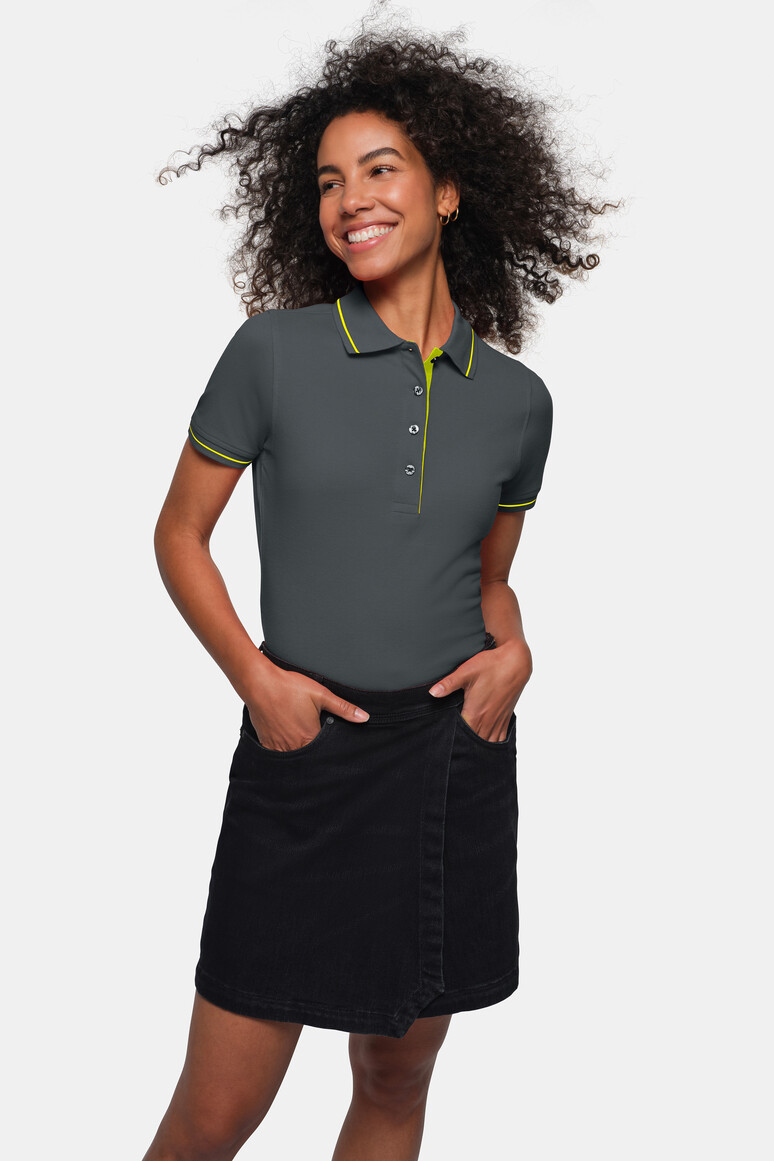 HAKRO 203 Damen Poloshirt Casual in Anthrazit/Kiwi – Modellansicht