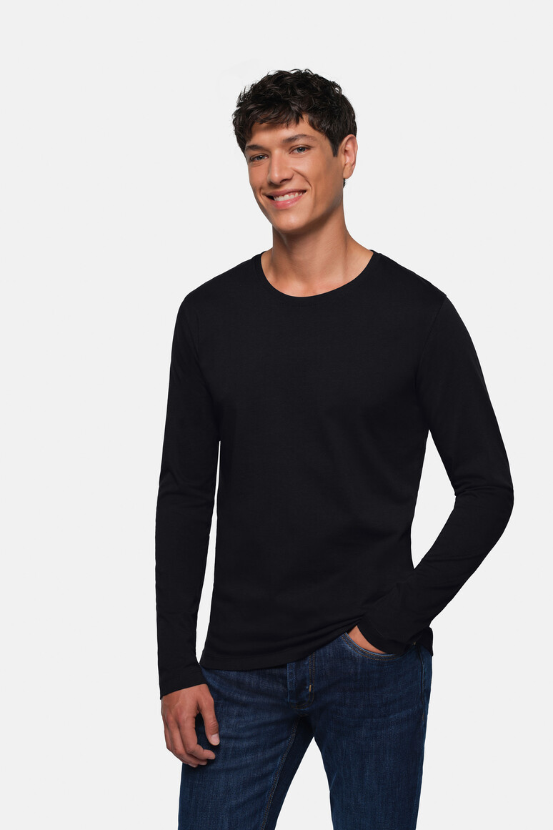 HAKRO 278 Longsleeve Heavy in Schwarz – Modellansicht