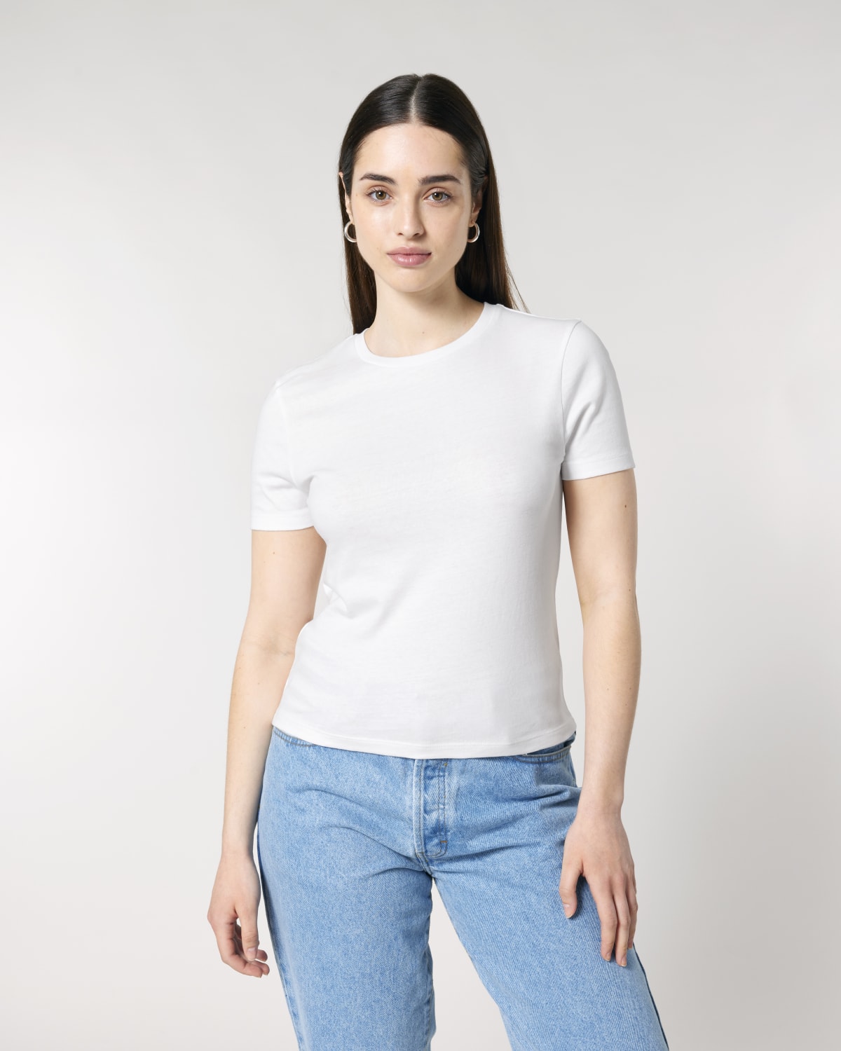 Stanley Stella Stella Ella in White – Modellansicht
