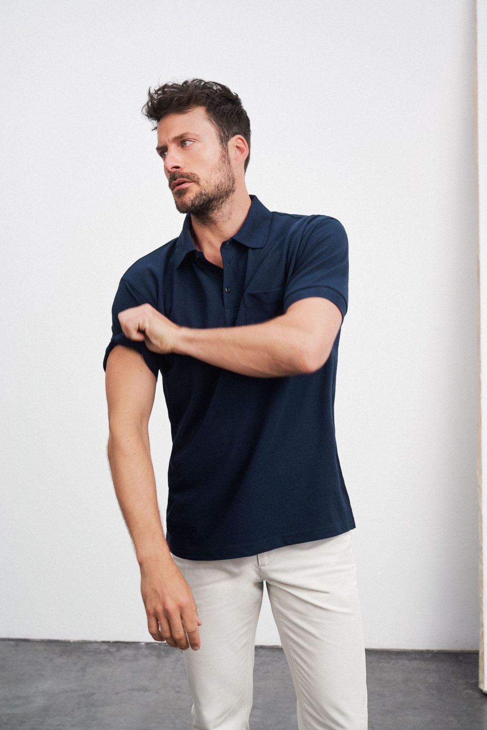 Daiber Polo-Piqué Pocket in Brown – Modellansicht