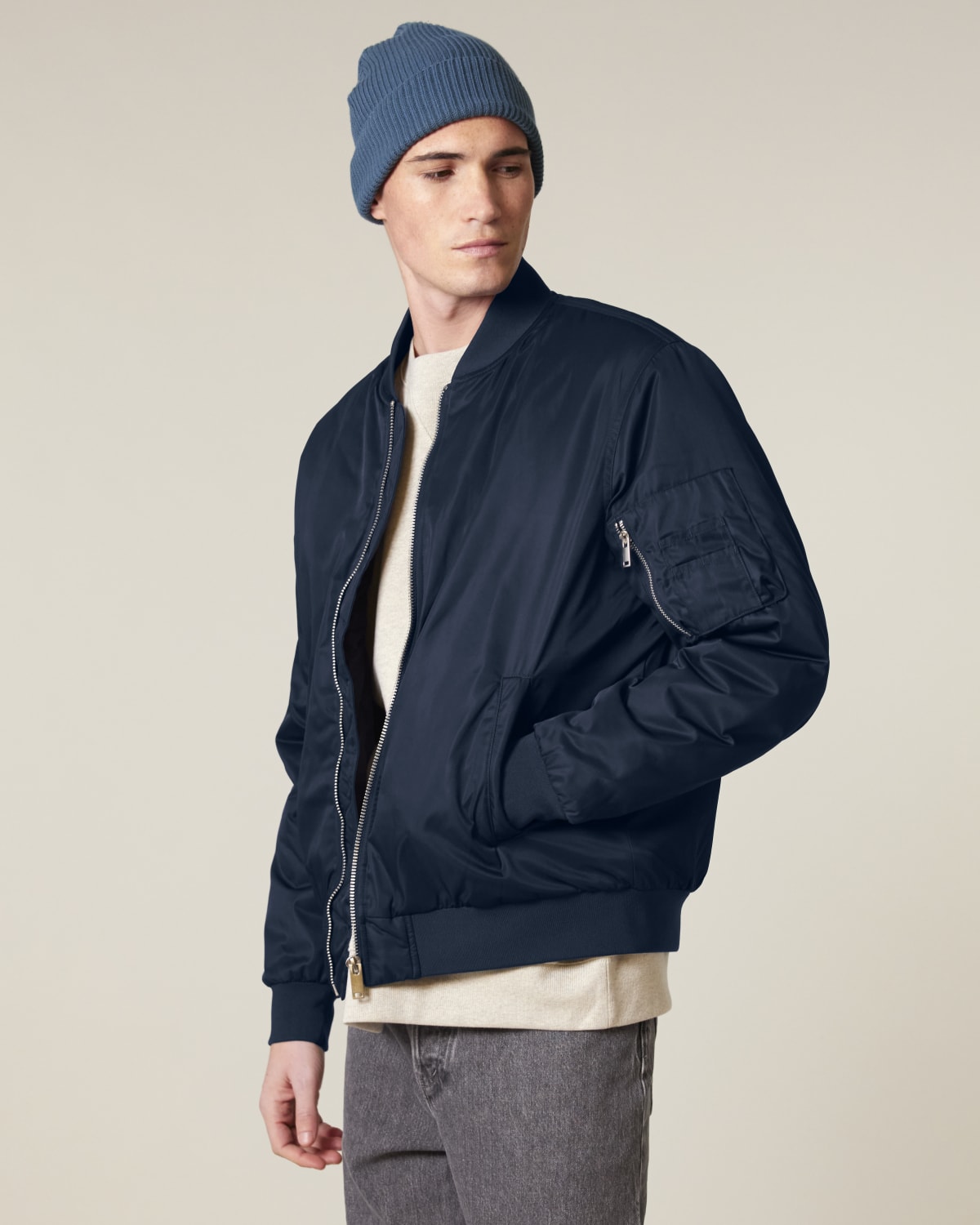 Stanley Stella Bomber 2.0 in French Navy – Modellansicht