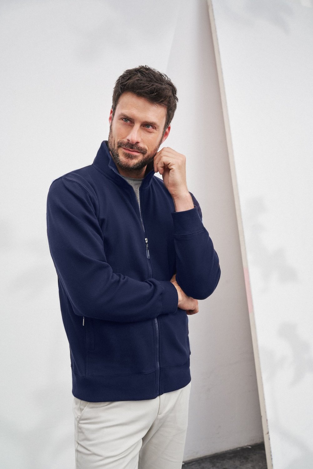 Daiber Men's Jacket in Navy – Modellansicht