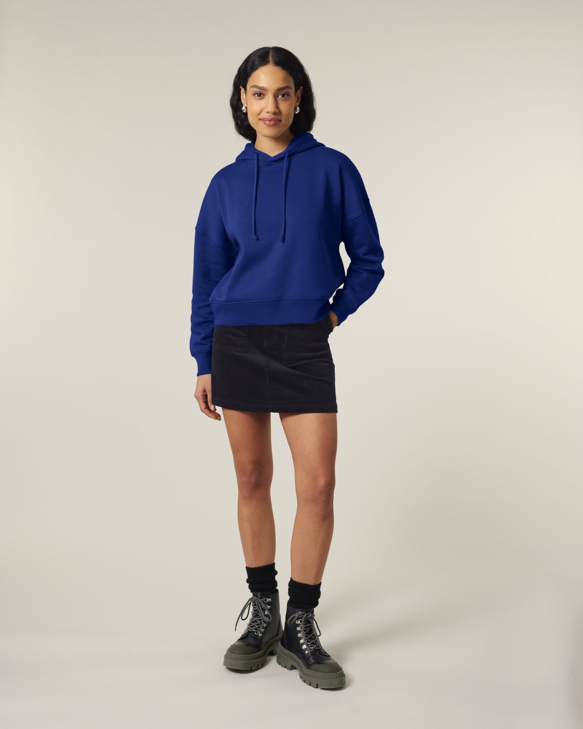 Stanley Stella Stella Nora in Worker Blue – Modellansicht