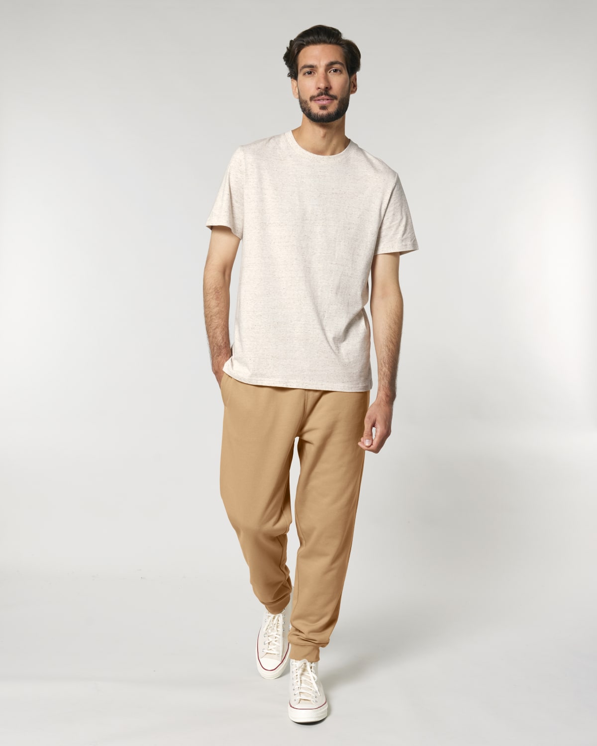 Stanley Stella Mover 2.0 in Latte – Modellansicht