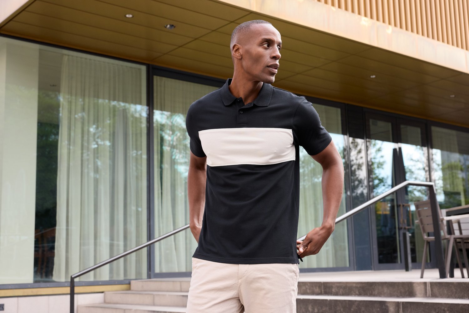 Daiber Polo colour-block UNISEX OCS Standard in Black/Sandstone – Modellansicht