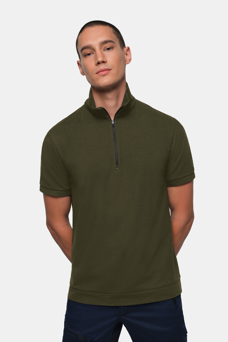 HAKRO 534 Zip-Shirt Piqué MIKRALINAR® ECO in Olive – Modellansicht
