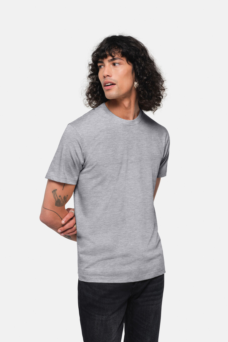 HAKRO 293 T-Shirt Heavy in Grau Meliert – Modellansicht