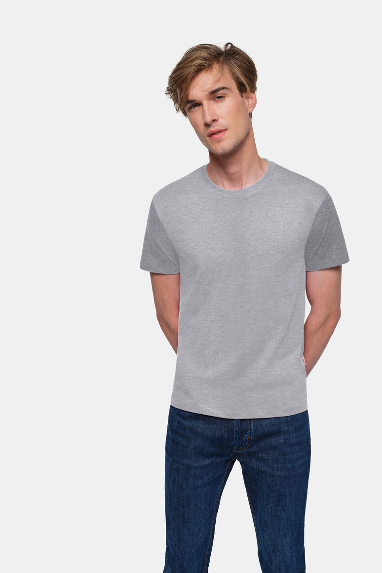 HAKRO 292 T-Shirt Classic in Grau Meliert – Modellansicht