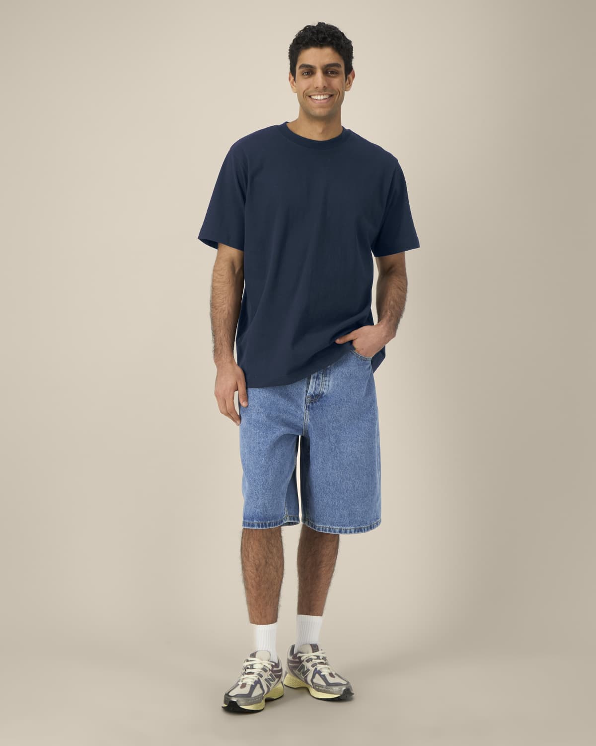 Stanley Stella Freestyler in French Navy – Modellansicht