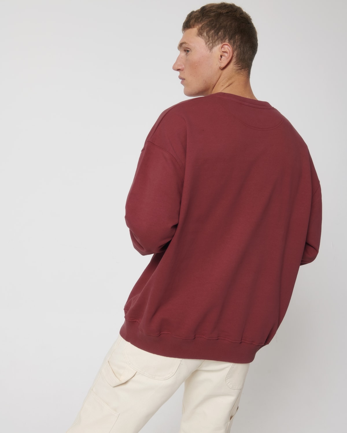 Stanley Stella Ledger Dry in Red Earth – Modellansicht