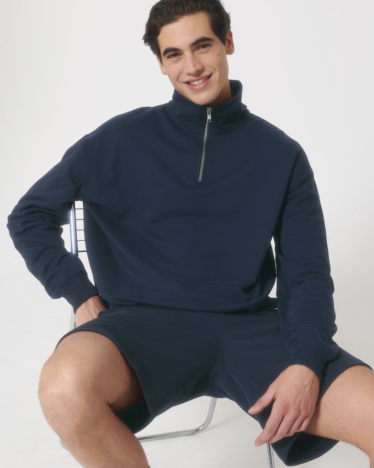 Stanley Stella Miller Dry in French Navy – Modellansicht