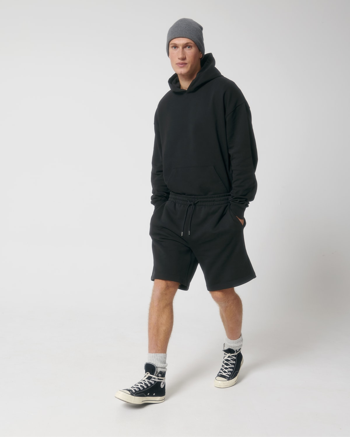 Stanley Stella Boarder Dry in Black – Modellansicht
