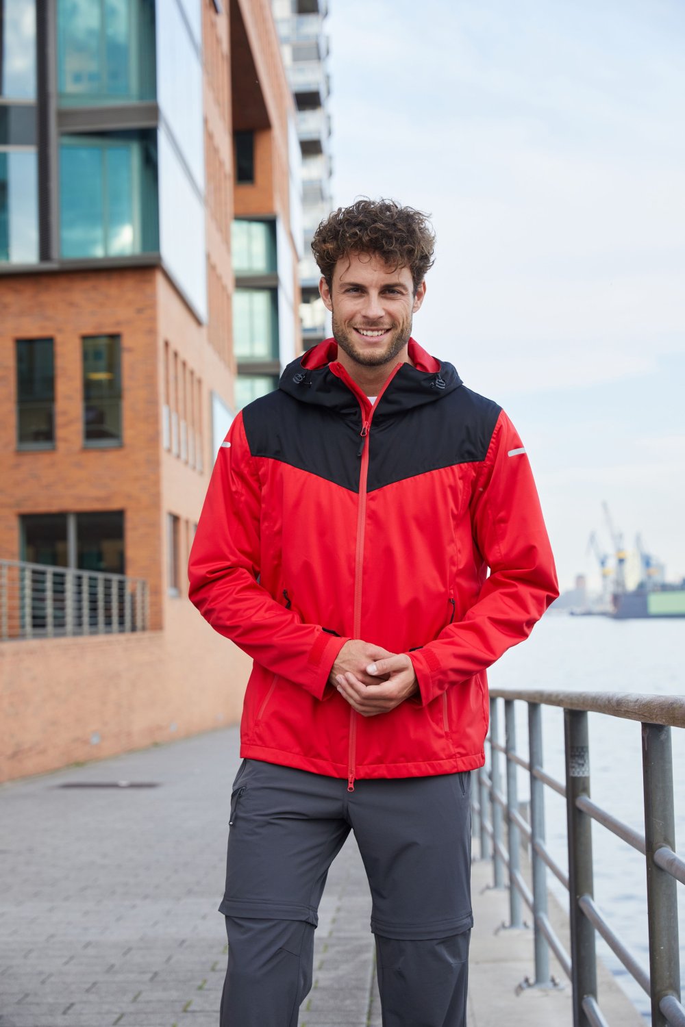 Daiber Men's Allweather Jacket GRS in Navy – Modellansicht